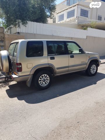 מודעת רכב איסוזו טרופר