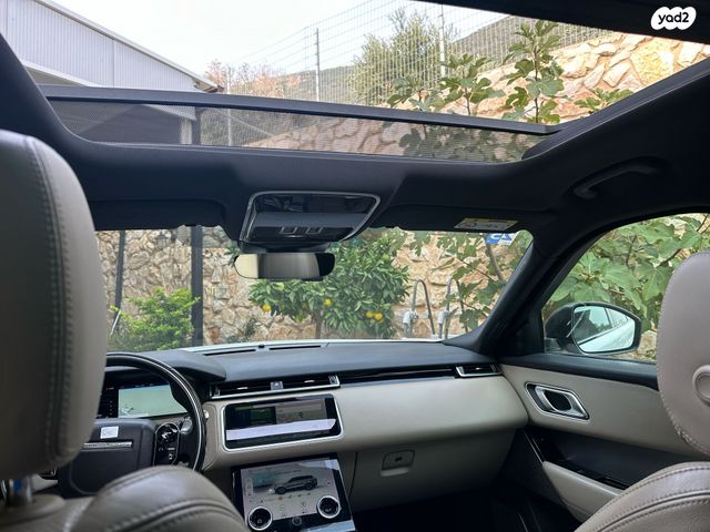 לנד רובר ריינג' רובר ולאר