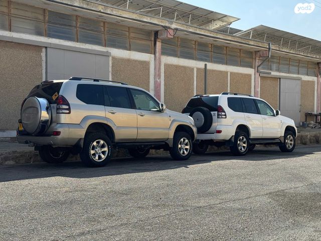 מודעת רכב טויוטה לנד קרוזר