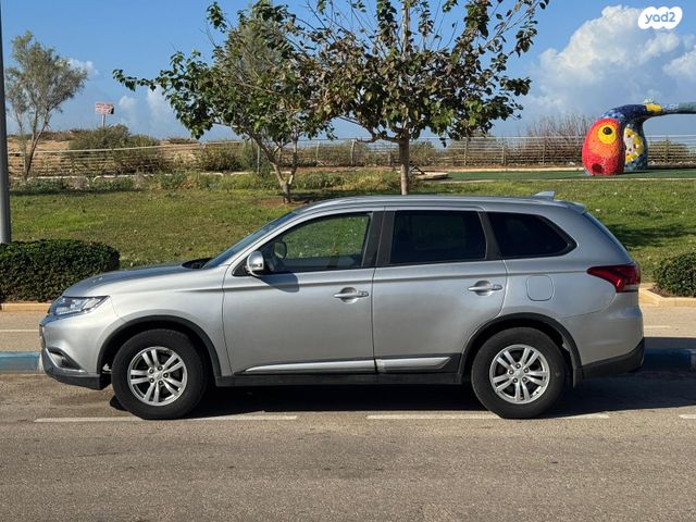 מיצובישי אאוטלנדר