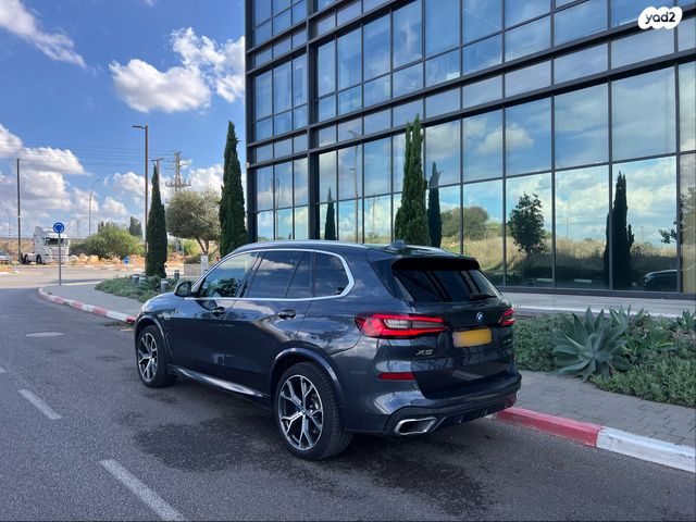 ב מ וו X5
