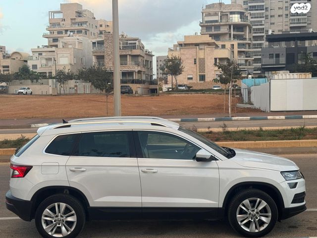 סקודה קארוק