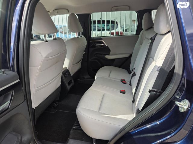 מיצובישי אאוטלנדר