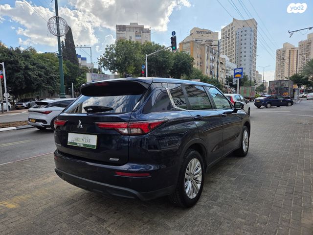 מיצובישי אאוטלנדר