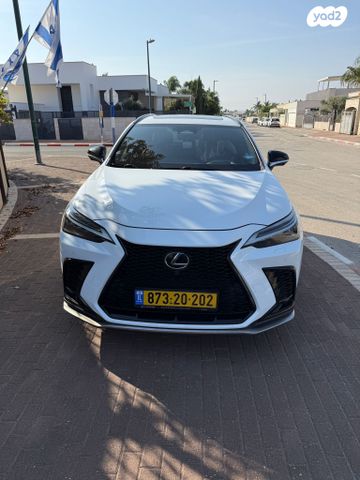 מודעת רכב לקסוס NX