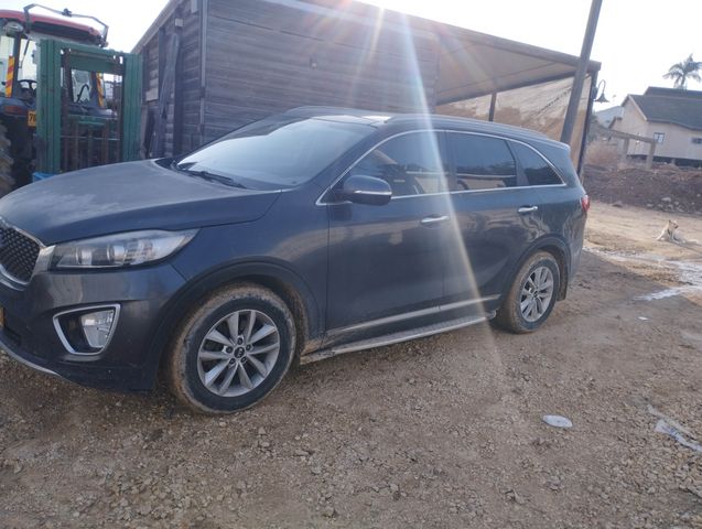 מודעת רכב קיה סורנטו