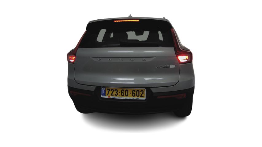 מודעת רכב וולוו XC40