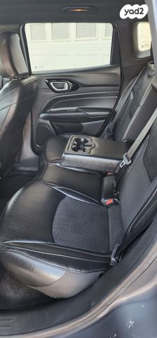 מודעת רכב ג'יפ קומפאס 2