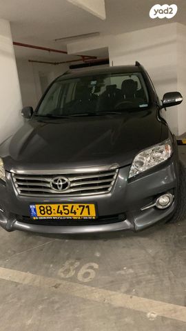 מודעת רכב טויוטה RAV4