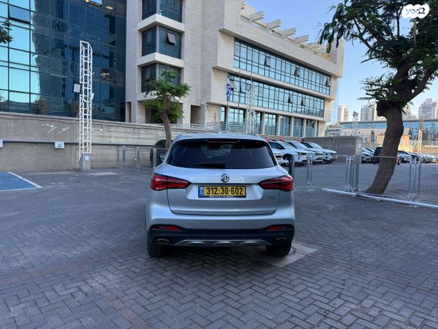 אם ג'י EHS PHEV