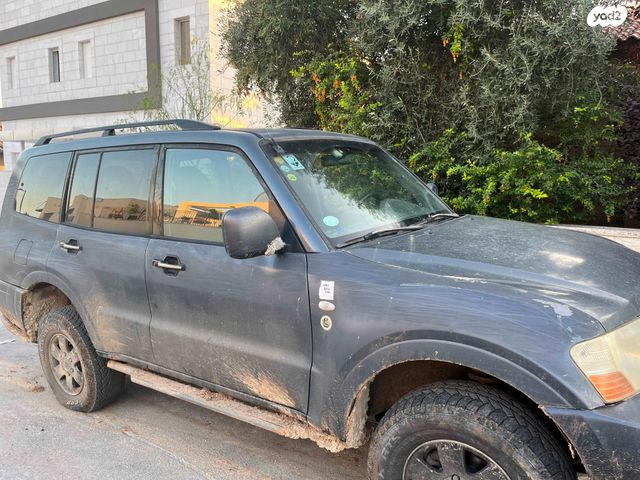 מיצובישי פג'רו