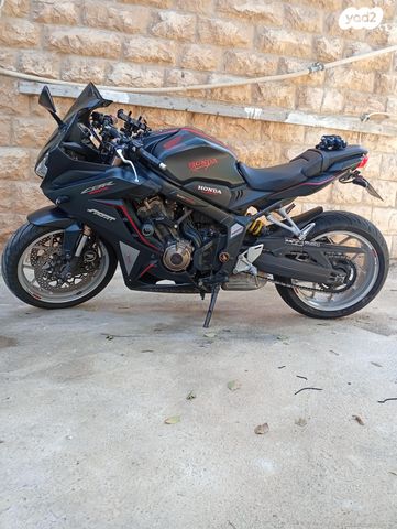 מודעת רכב הונדה CBR650R