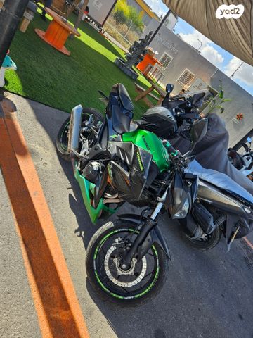 קאוואסאקי Z300