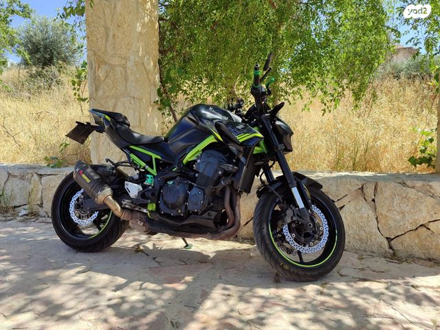 קאוואסאקי Z900