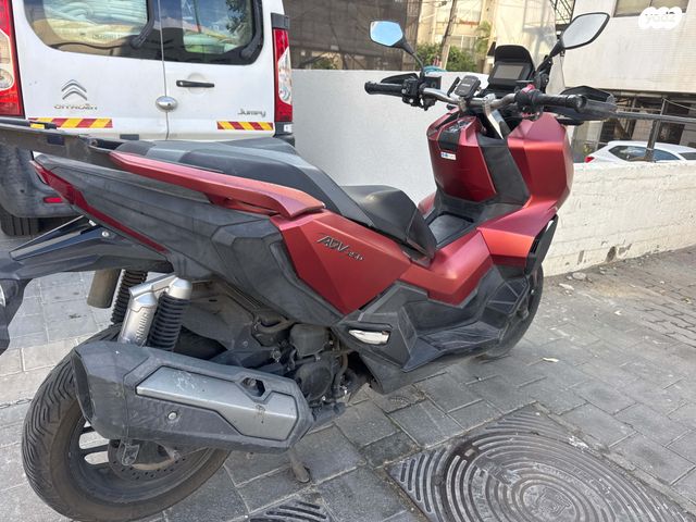 הונדה ADV350
