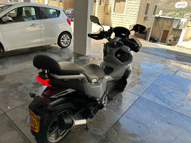 סאן יאנג 125ADX