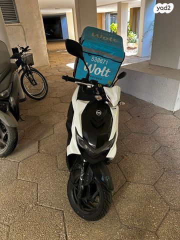 סאן יאנג Jet 4 RX