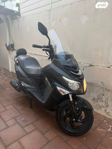 מודעת רכב סאן יאנג ג'וי רייד 125