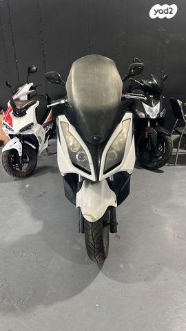 קימקו דאון-טאון 125