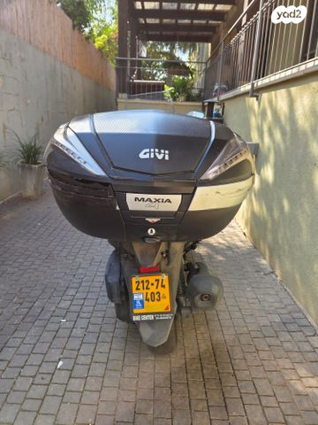 סאן יאנג קרוזים