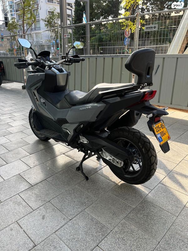 סאן יאנג ADX400