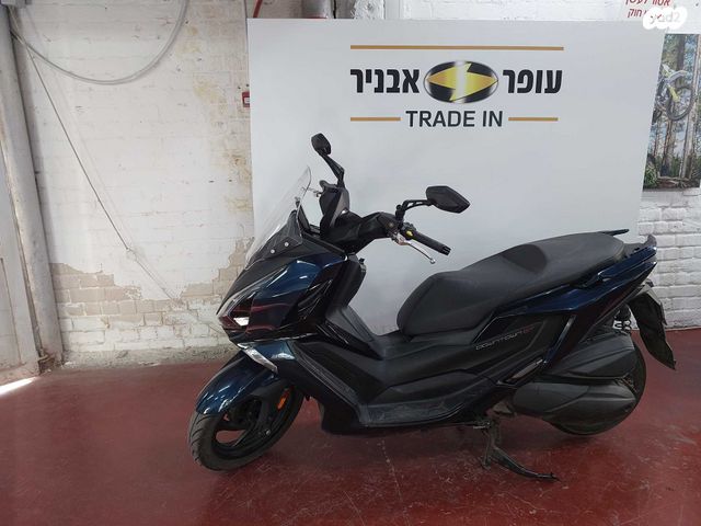מודעת רכב קימקו דאון-טאון 350