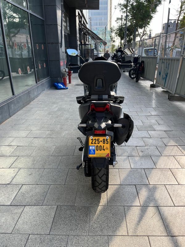 סאן יאנג ADX400