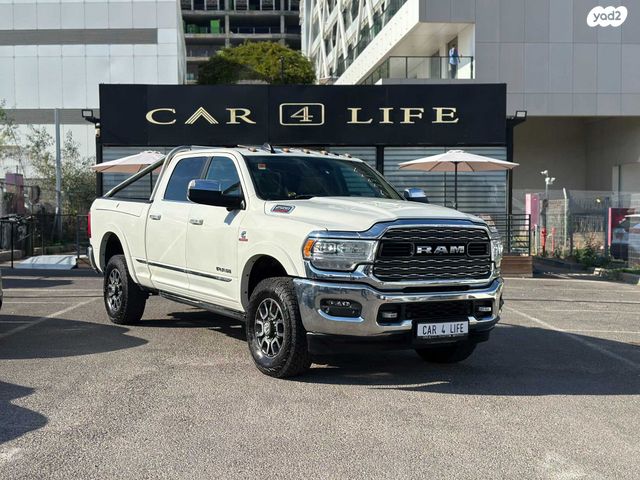 מודעת רכב דודג'