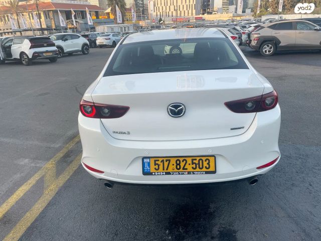 מאזדה 3