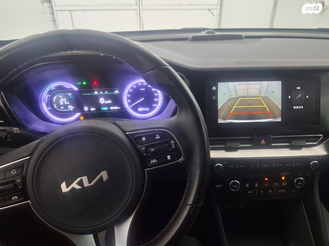 קיה נירו פלוס