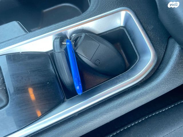 ניסאן סנטרה