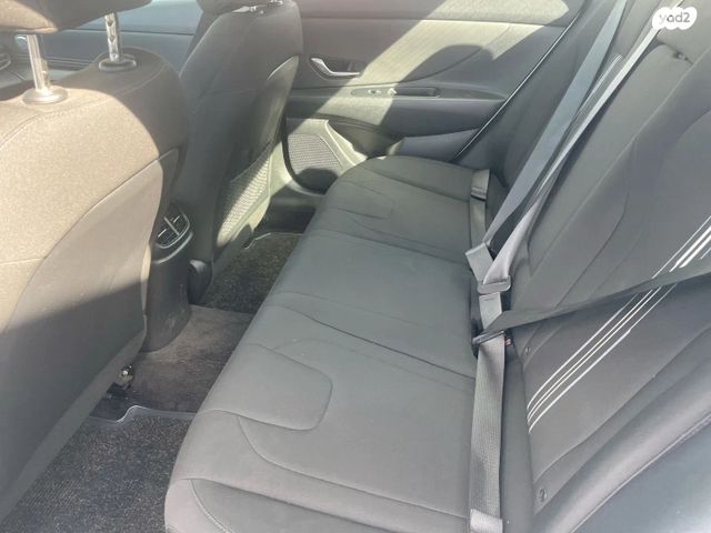 יונדאי אלנטרה