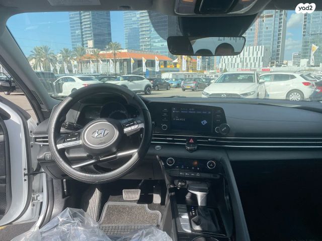 יונדאי אלנטרה