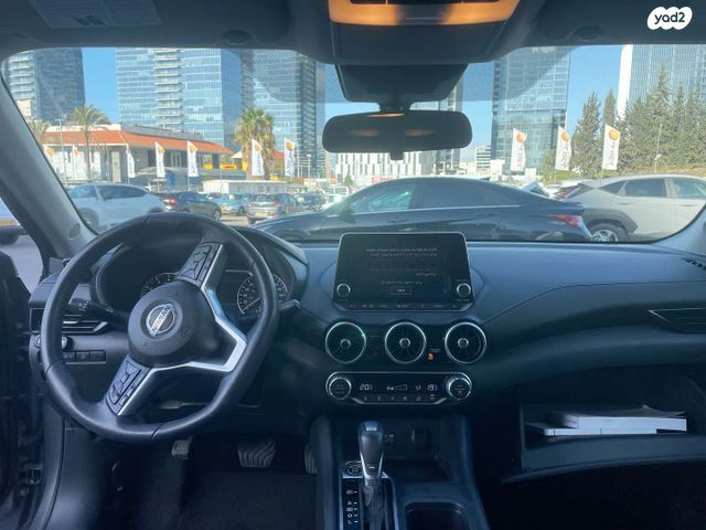 ניסאן סנטרה