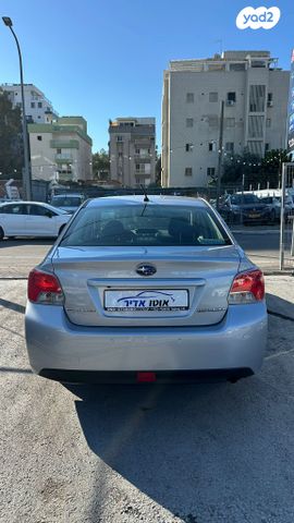 סובארו אימפרזה