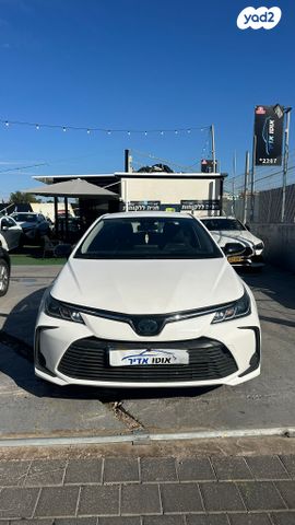 טויוטה קורולה