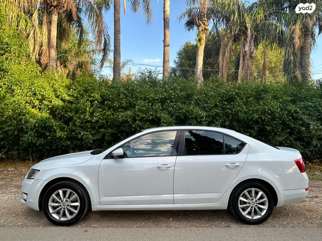 סקודה אוקטביה