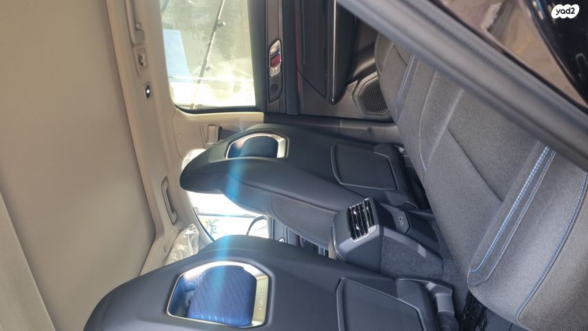 לינק אנד קו 01