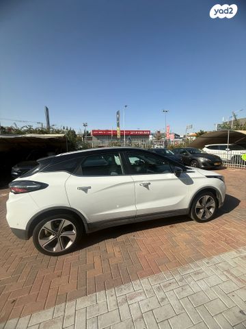 ג׳ילי Geometry C