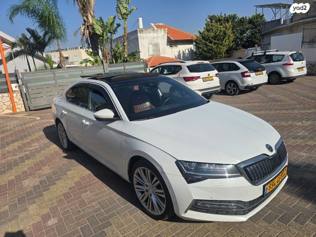 מודעת רכב סקודה סופרב