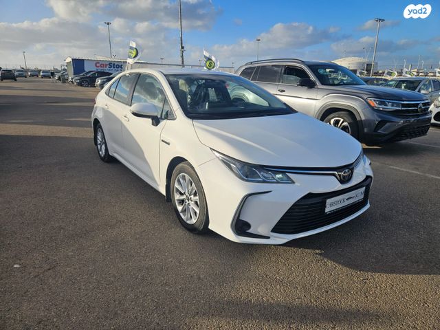 טויוטה קורולה