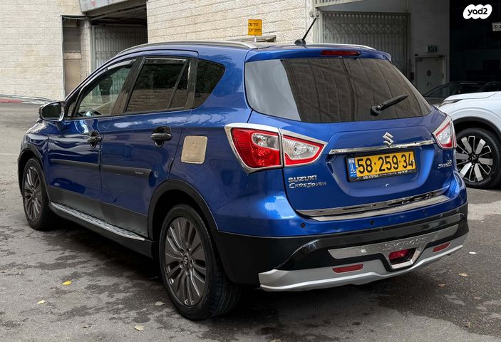 סוזוקי קרוסאובר