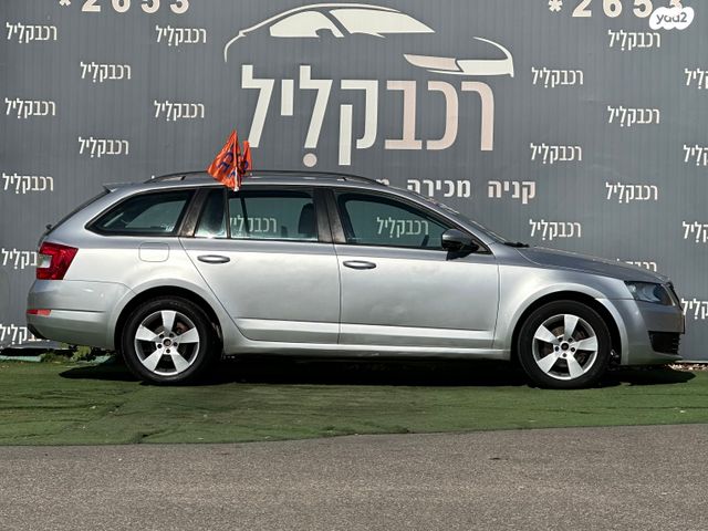 סקודה אוקטביה