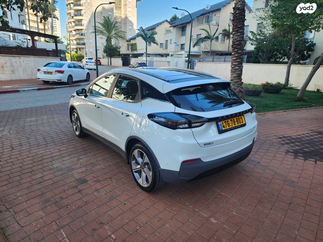 ג׳ילי Geometry C