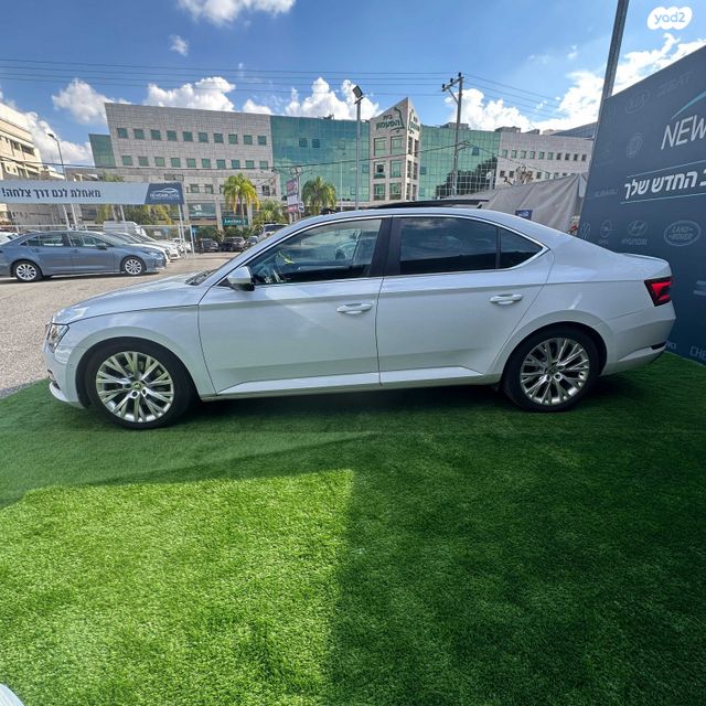 מודעת רכב סקודה סופרב 2