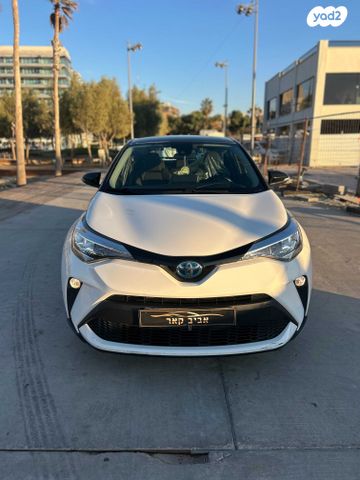 מודעת רכב טויוטה C-HR 1