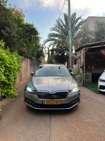 מודעת רכב סקודה סופרב