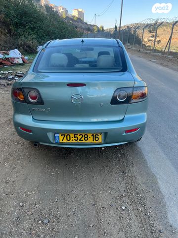 מודעת רכב מאזדה 3