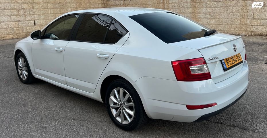 סקודה אוקטביה