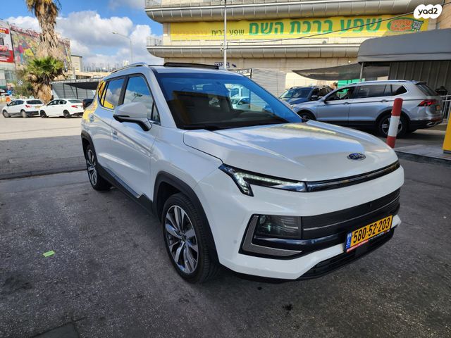 מודעת רכב ג׳יי.איי.סי E-JS4